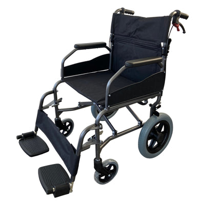 Cadeira de rodas dobrável de trânsito com pequenas rodas e suporte dobrável